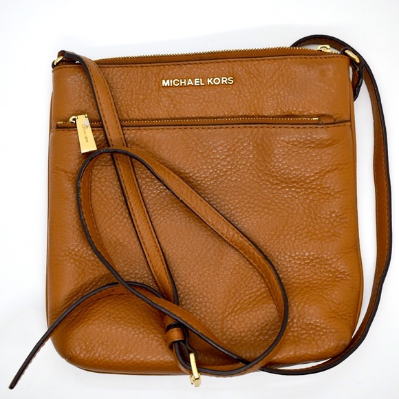 Michael Kors Handbags - Michael Kors Leather Crossbody Bag